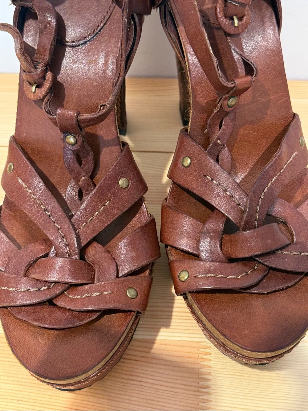 FRYE Grace Woven T-Strap Platform Block Heel Sandals | Brown | Size 10M